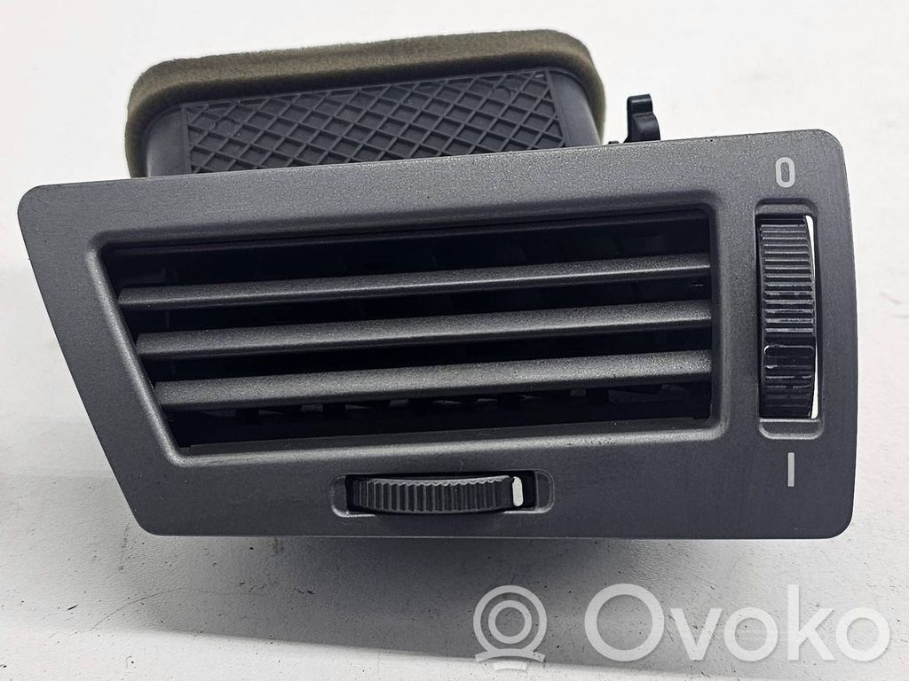 BMW 7 E65 E66 Grilă ventilație/ramă laterală bord 