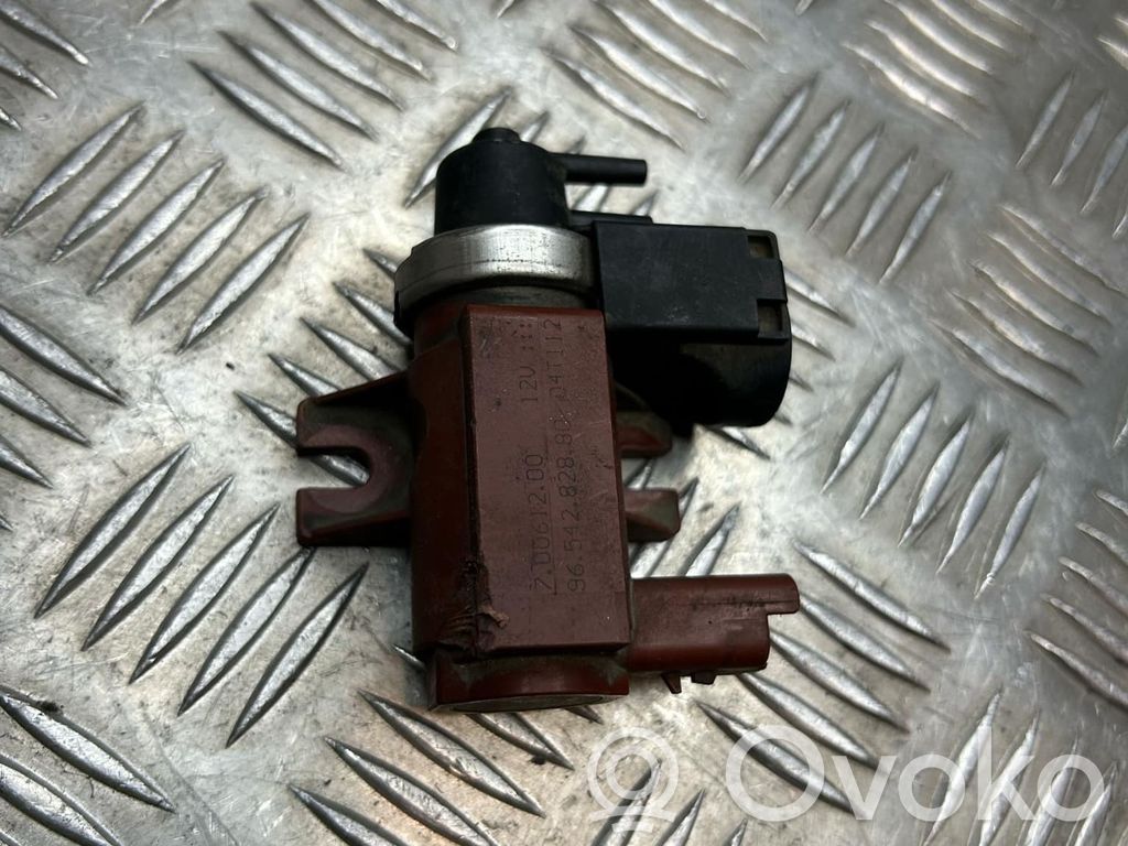 Peugeot 607 Zawór podciśnienia / Elektrozawór turbiny 