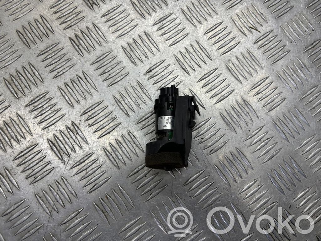 Interior temperature sensor   9637937380