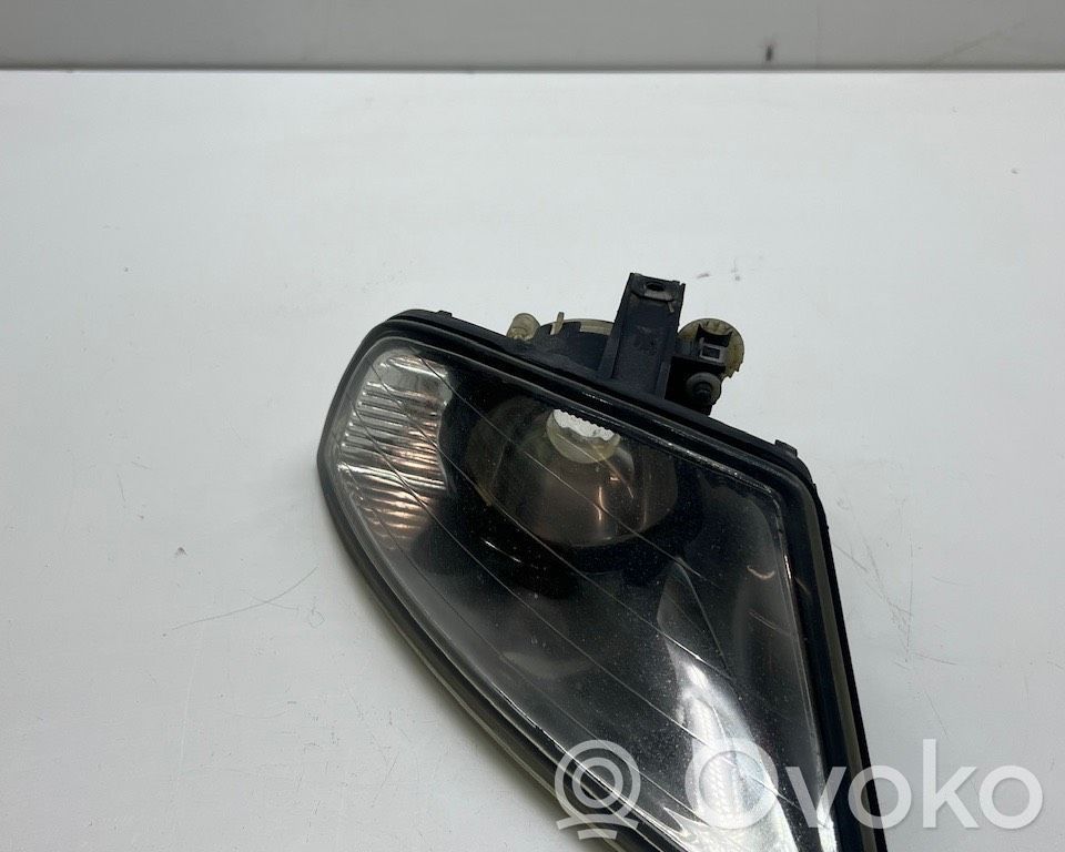 Ford Mondeo Mk III Światło przeciwmgłowe przednie 