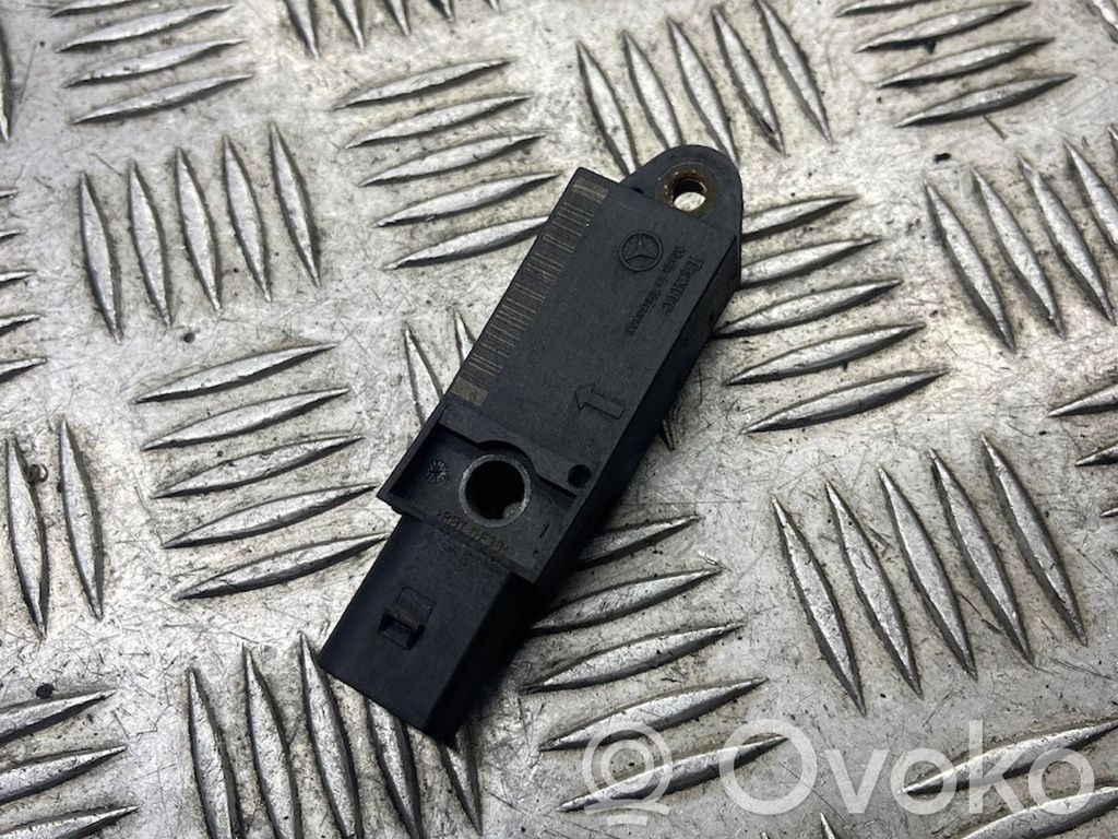 Mercedes-Benz E W211 Airbag deployment crash/impact sensor 