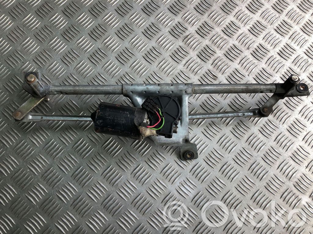 Volkswagen Polo III 6N 6N2 6NF Mechanizm i silniczek wycieraczek szyby przedniej / czołowej 