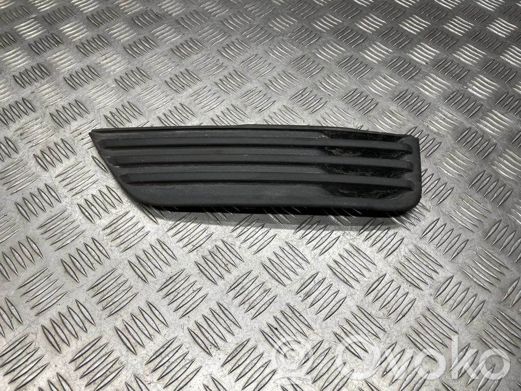 Ford Focus Front bumper lower grill 