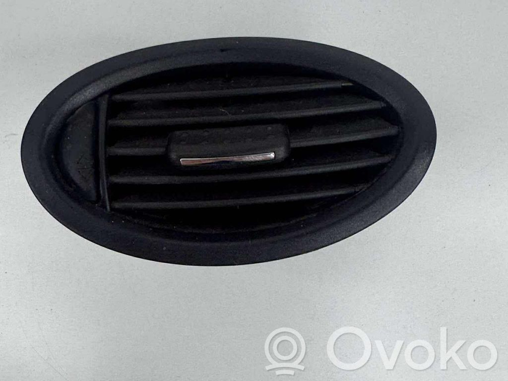 Mercedes-Benz A W168 Boczna kratka nawiewu deski rozdzielczej 