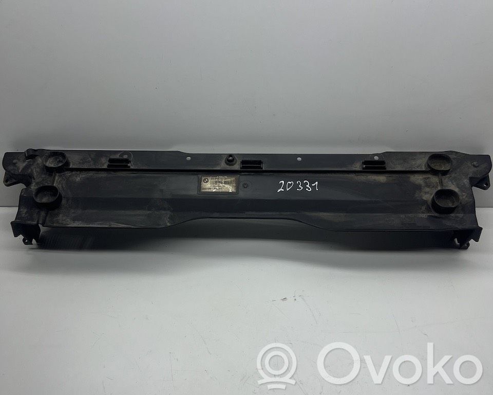 BMW 7 E65 E66 Fixation de radiateur 