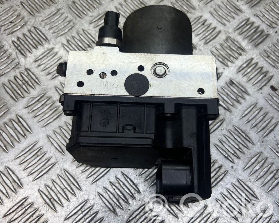 BMW 7 E65 E66 ABS Pump 