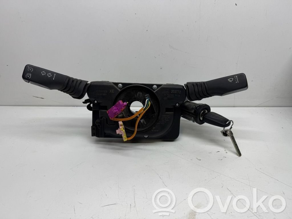 Opel Zafira B Bloc semnalizator și ștergător parbriz 