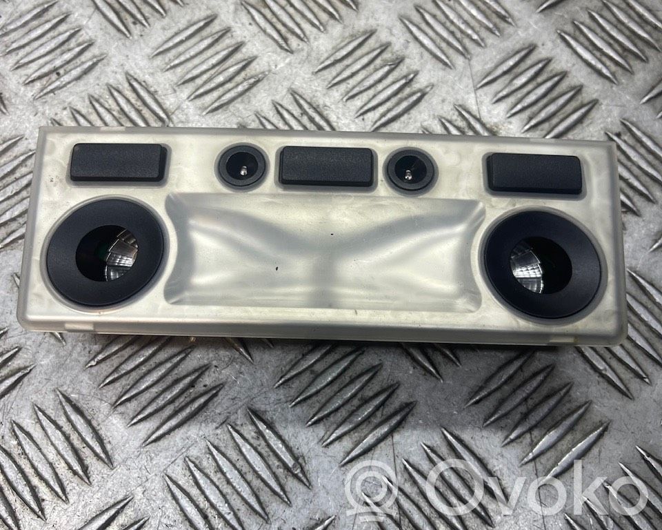 BMW 5 E60 E61 Etuistuimen valo 