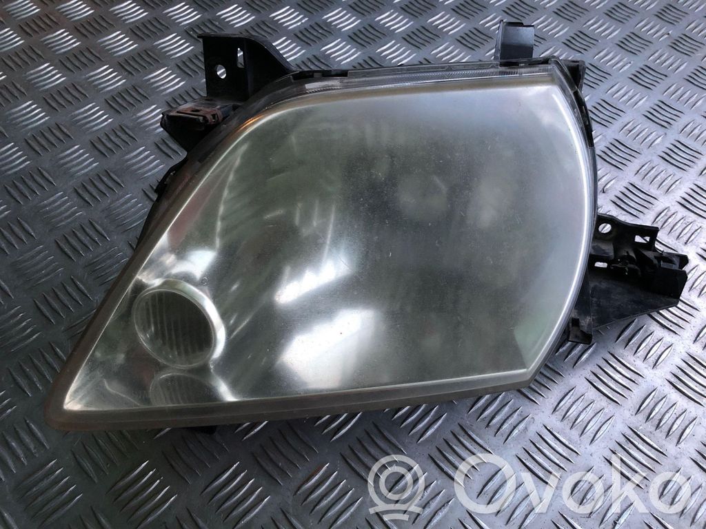 Mazda MPV Headlight/headlamp 