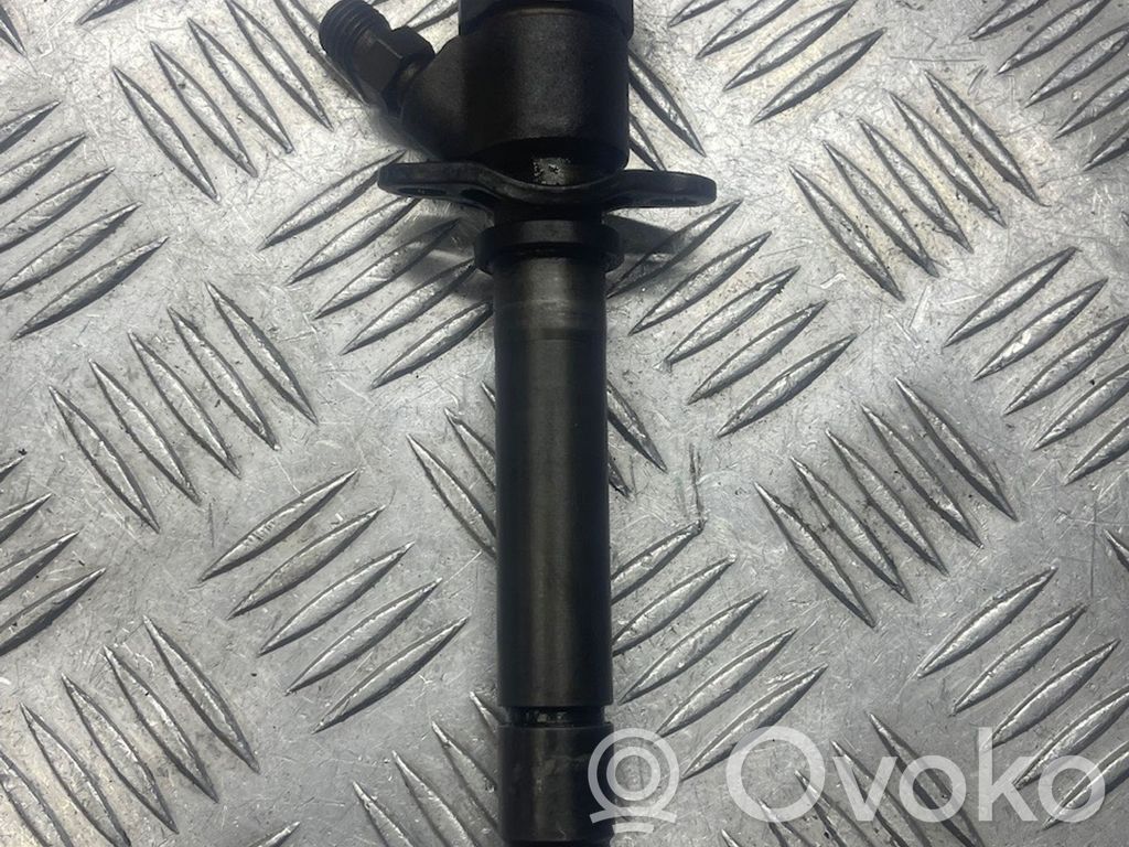 Inyector de combustible   8658353,3A0979R