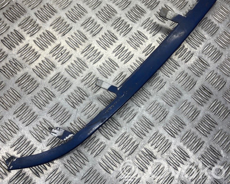 BMW 3 E46 Under headlight/headlamp trim 