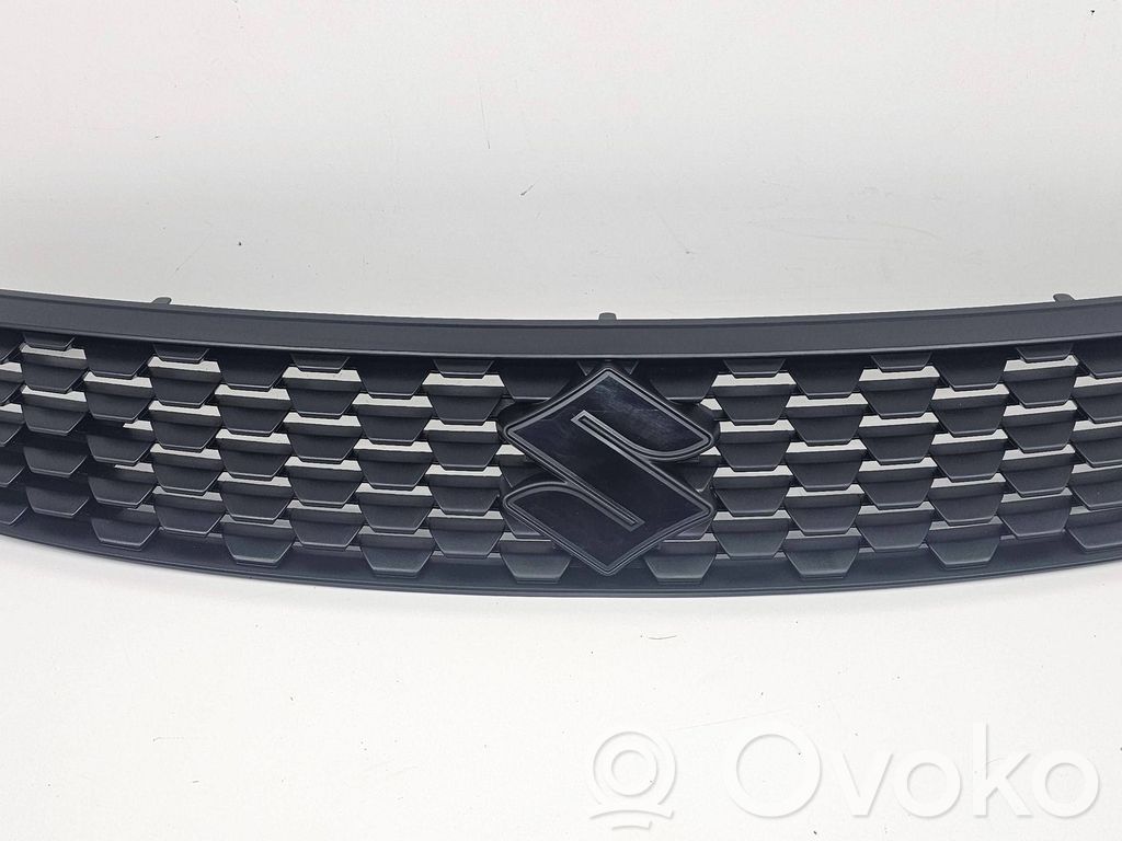 Suzuki Swift II Rejilla superior del radiador del parachoques delantero 
