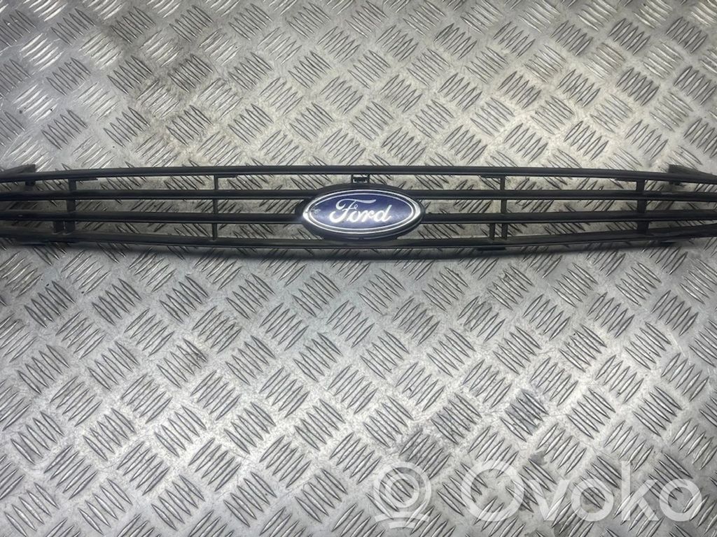 Ford Focus Etusäleikkö 
