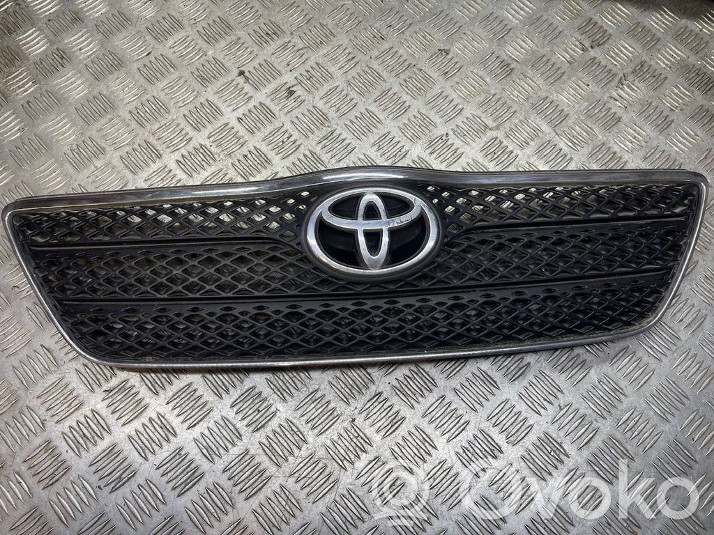 Toyota Yaris Front grill 