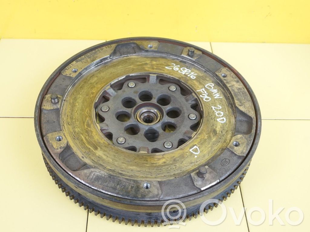 BMW 3 F30 F35 F31 Divmasu spararats 