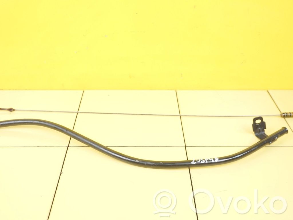 Hyundai ix35 Oil level dip stick 