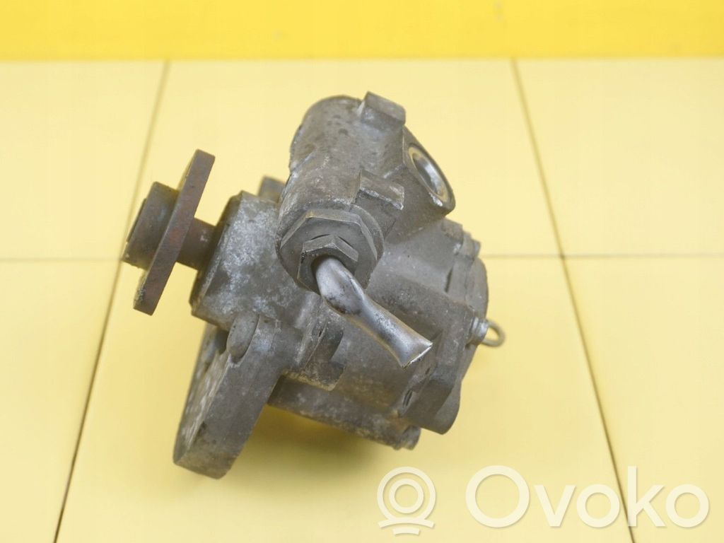BMW 3 E90 E91 Power steering pump 