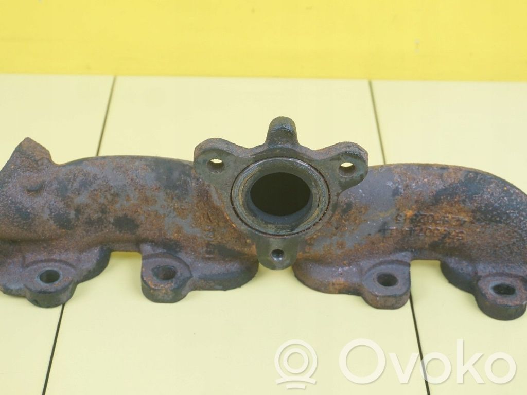 Opel Insignia B Exhaust manifold 