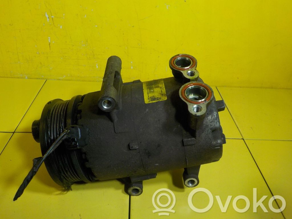 Land Rover Freelander 2 - LR2 Air conditioning (A/C) compressor (pump) 