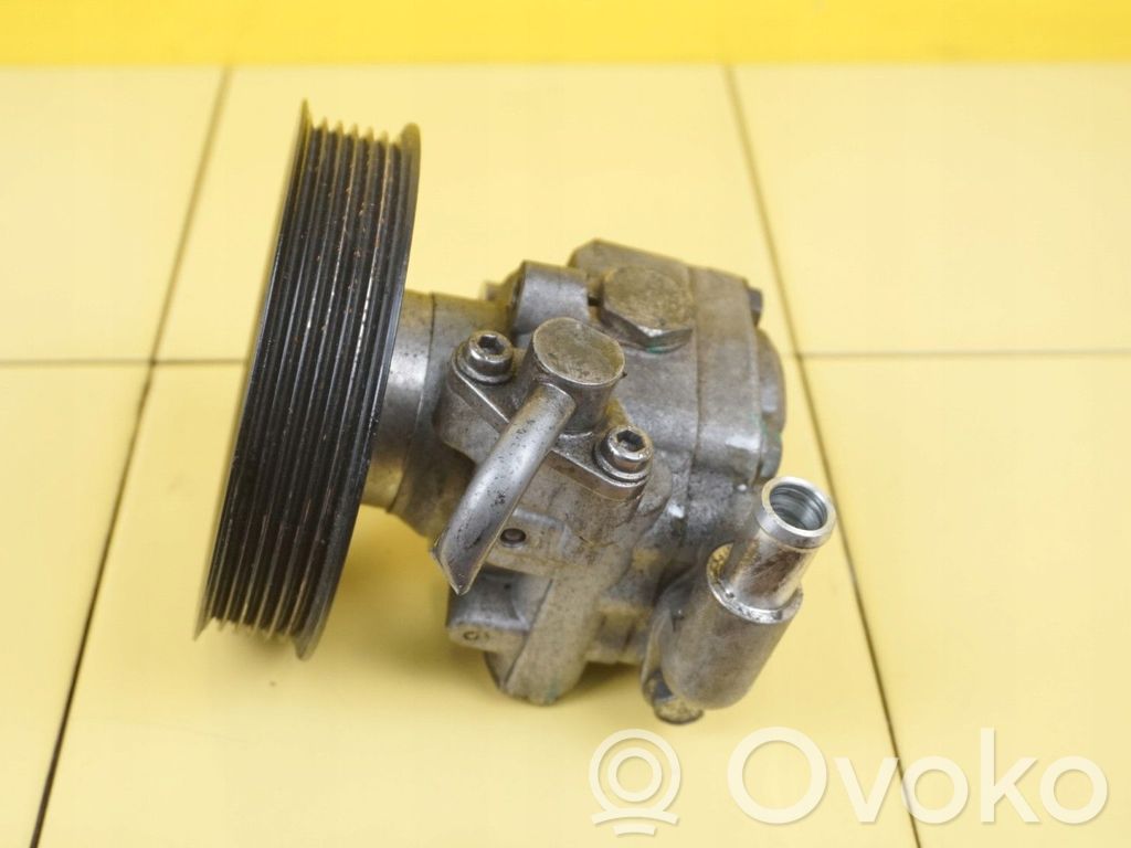 Audi A4 S4 B8 8K Power steering pump 