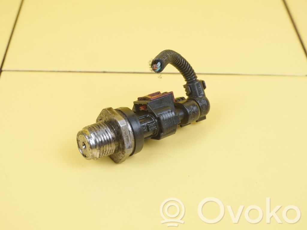 Opel Corsa E Fuel pressure sensor 