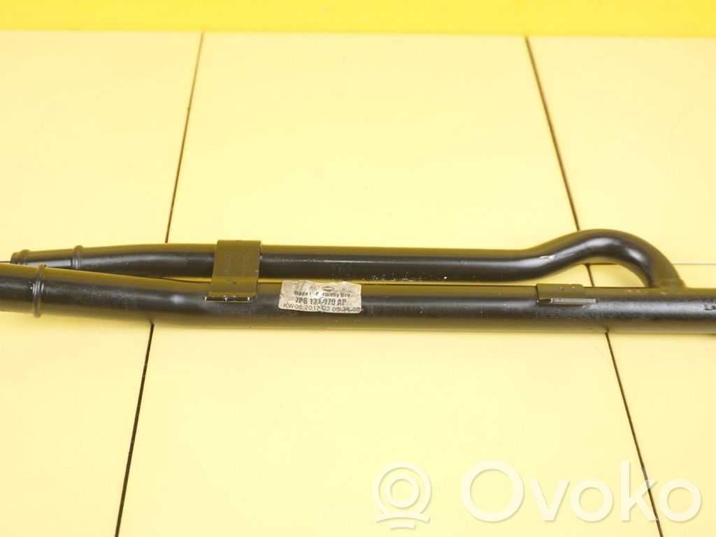 Porsche Cayenne (92A) Engine coolant pipe/hose 