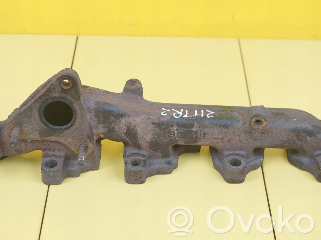 Opel Corsa E Exhaust manifold 