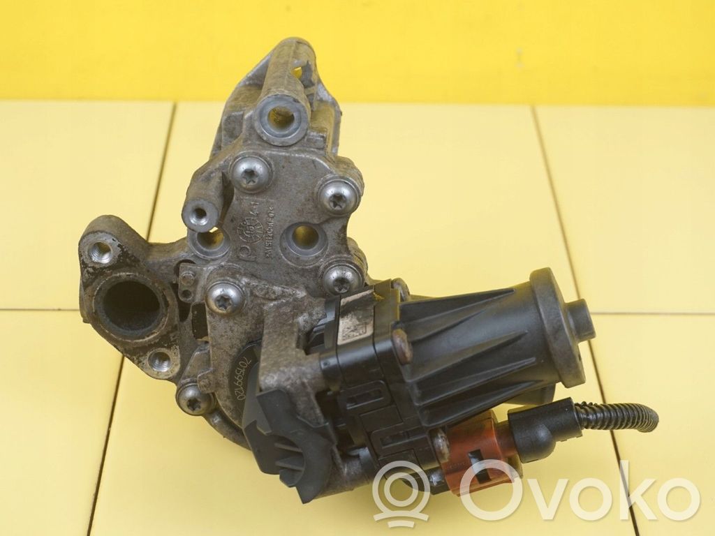 Opel Corsa E EGR thermostat 