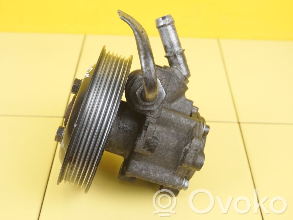 BMW 3 E90 E91 Power steering pump 