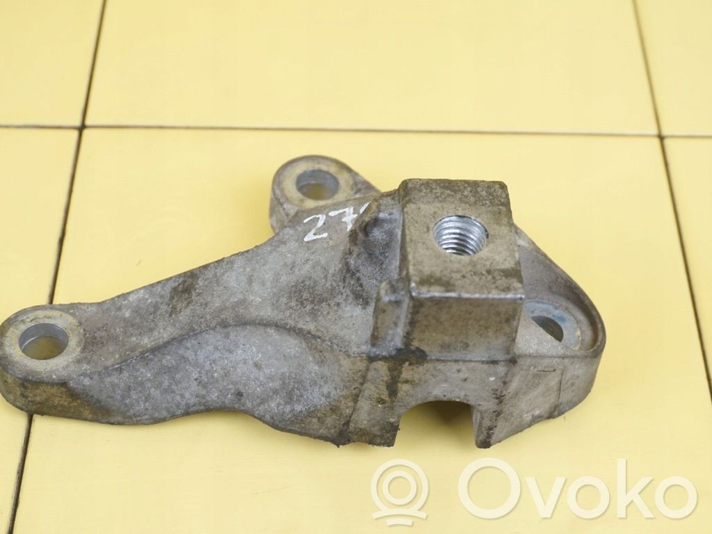 Ford Kuga II Gearbox mounting bracket 