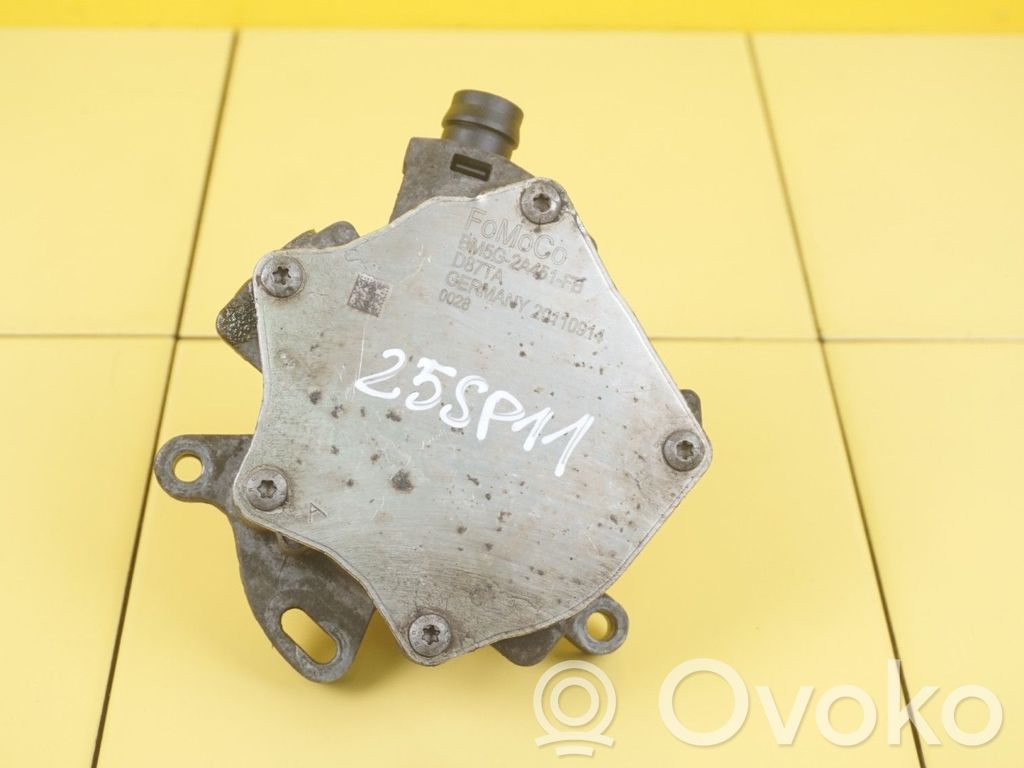Ford C-MAX II Vacuum pump 