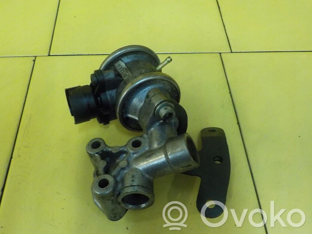 Audi TT Mk1 Otros repuestos del compartimento del motor 