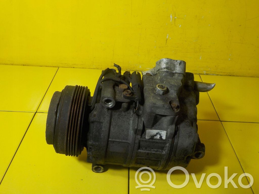 Ilmastointilaitteen kompressorin pumppu (A/C)   15SP54,306D3
