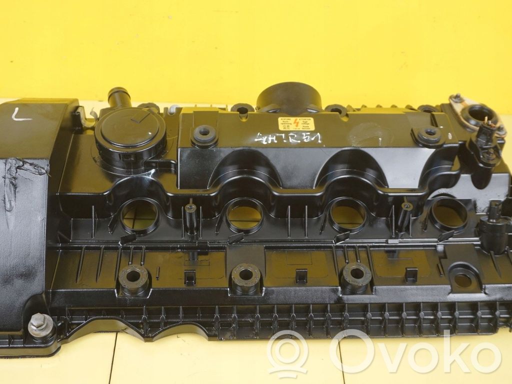 BMW X5 E70 Rocker cam cover 