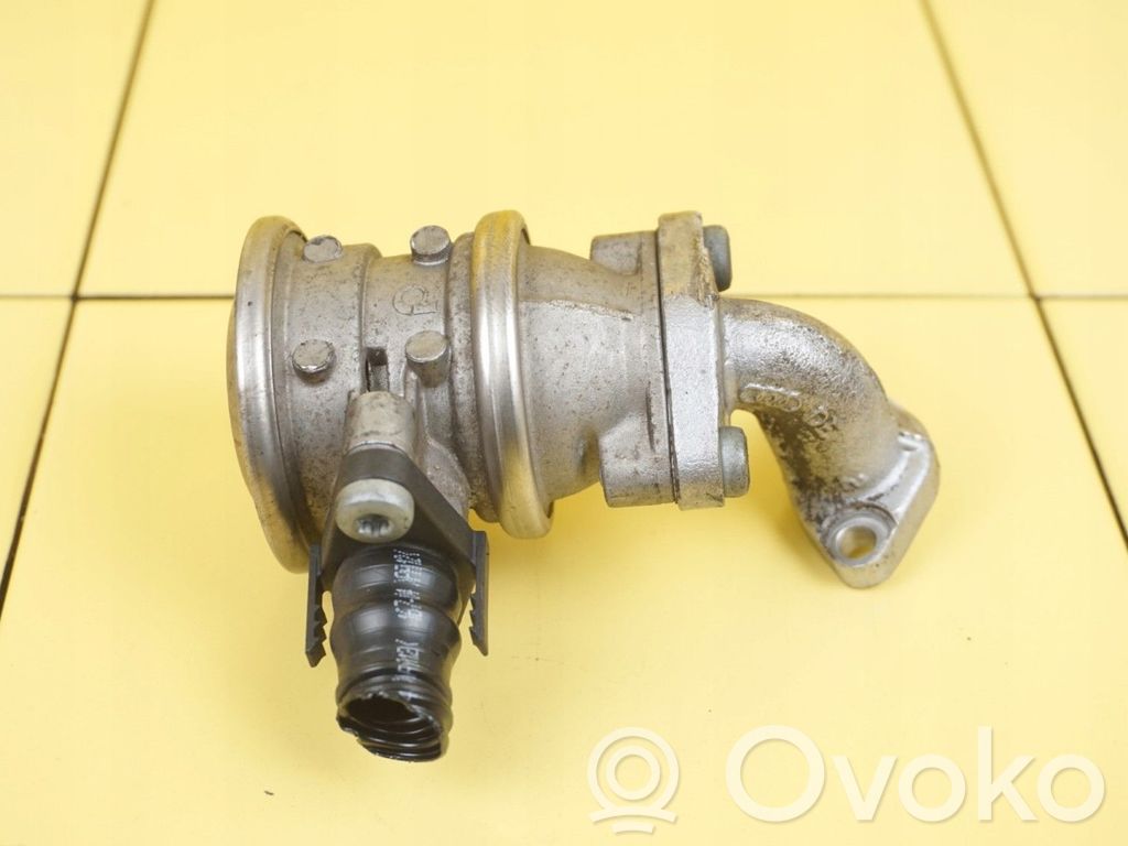 Audi A6 S6 C6 4F EGR termostatas 