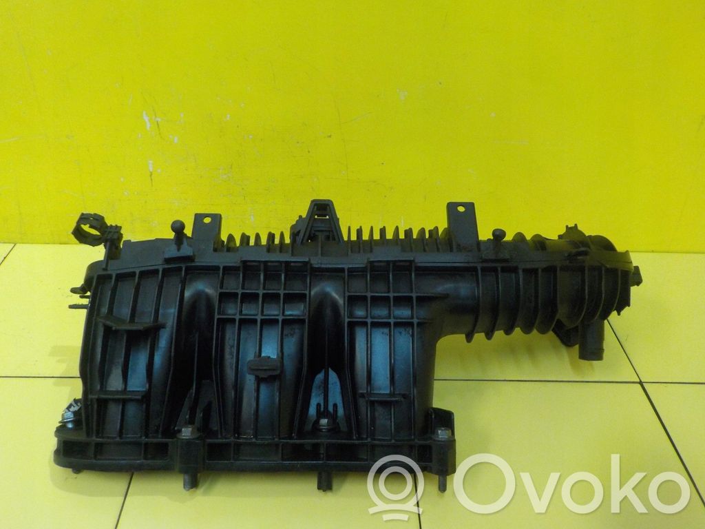 BMW 1 F20 F21 Kolektor ssący 