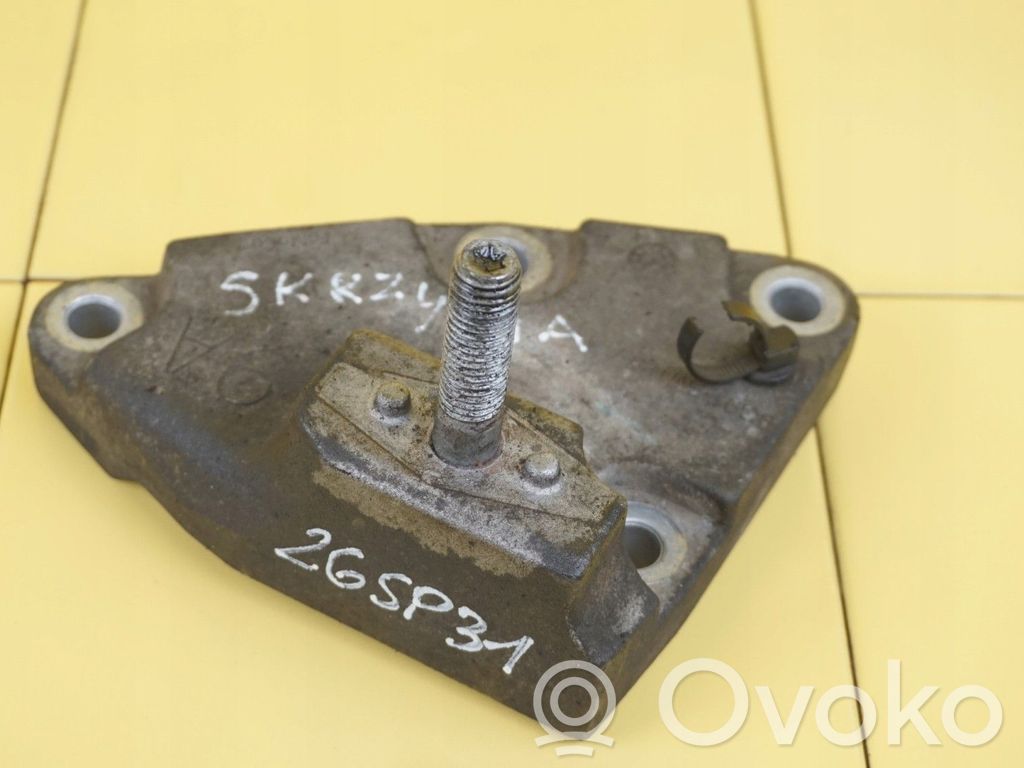 Ford Mondeo MK IV Supporto di montaggio scatola del cambio 