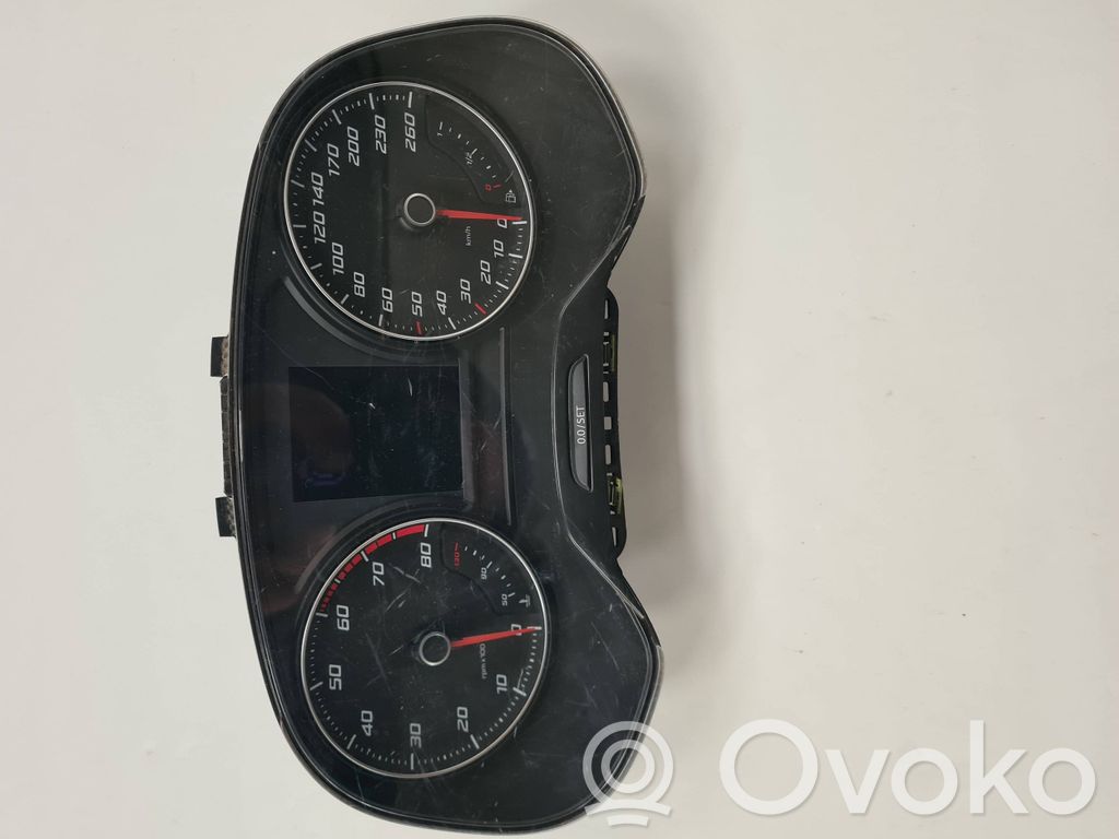 Seat Leon (5F) Speedometer (instrument cluster) 