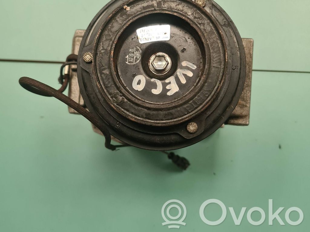 Iveco Daily 5th gen Kompresor / Sprężarka klimatyzacji A/C 