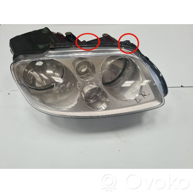 Volkswagen Touran I Lampa przednia 