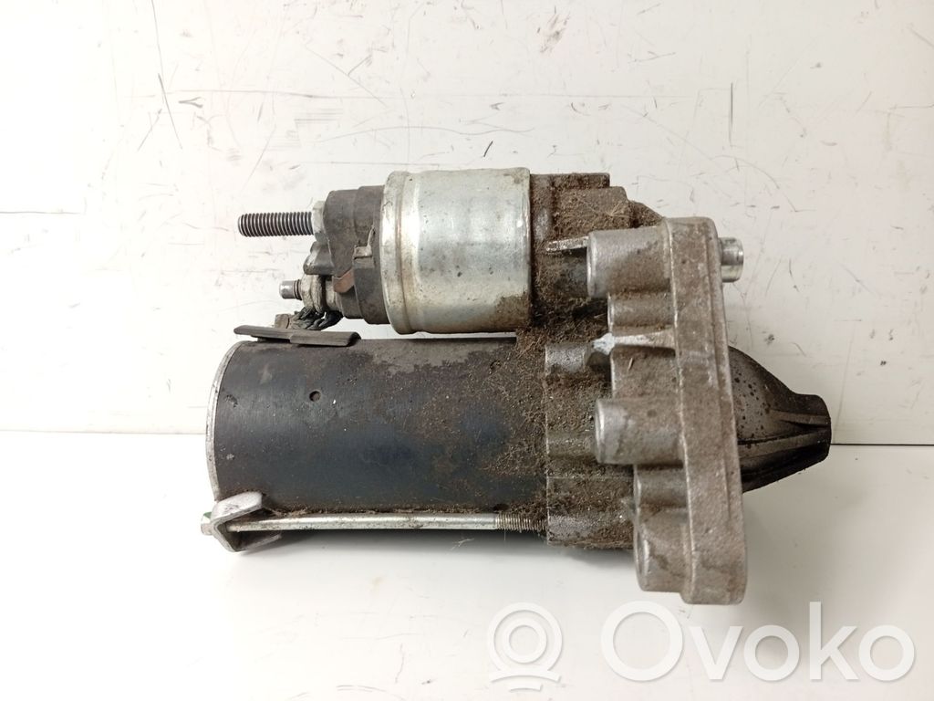 Motor de arranque   LRS01569