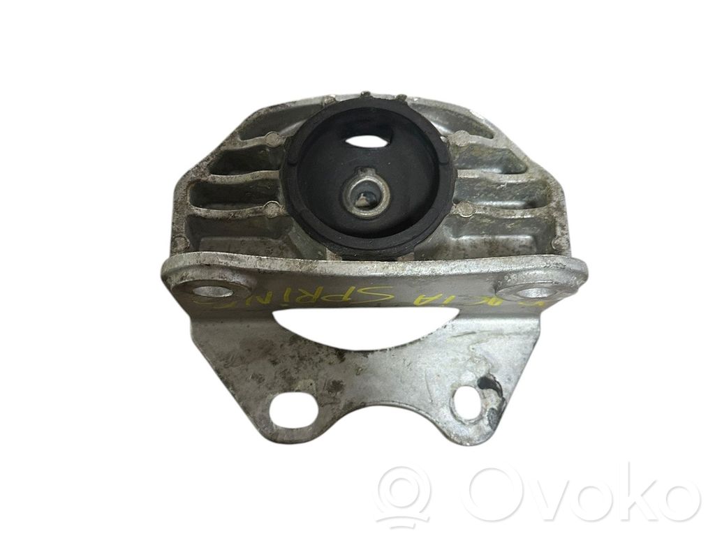 Engine mount bracket   112116762R