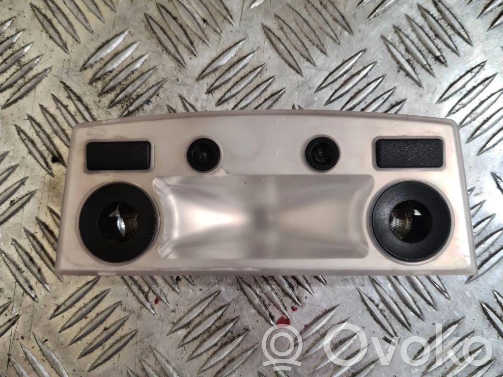 Luz del asiento trasero   6962057,6331
