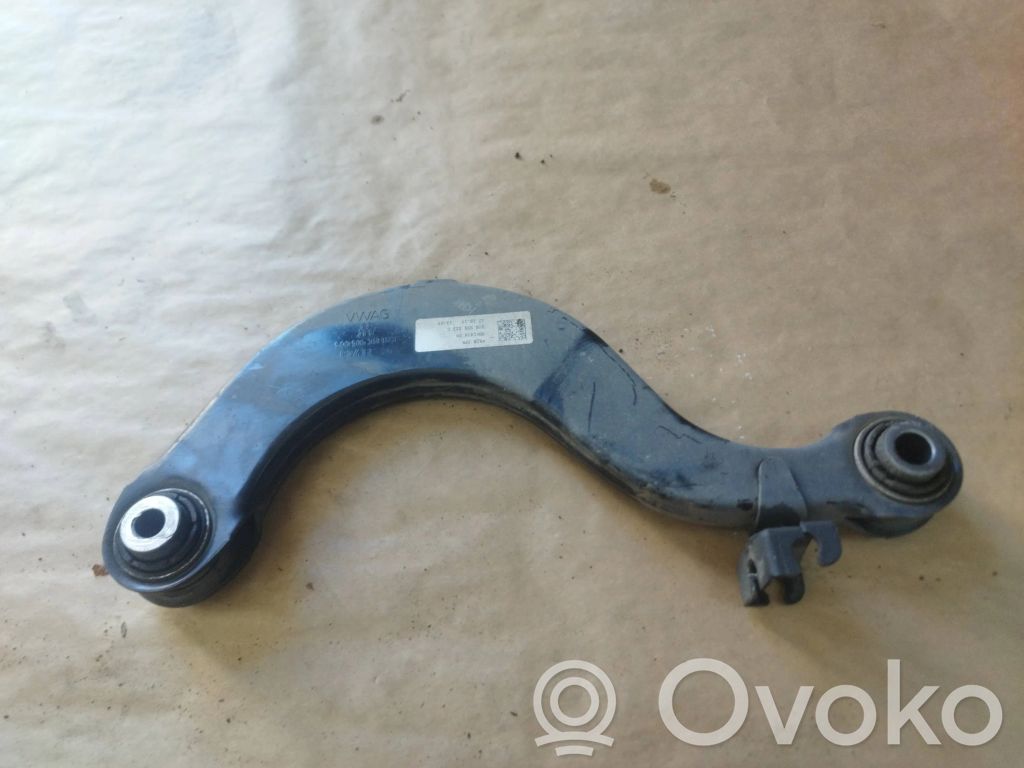 Volkswagen Golf VII Plaukti un sviras 