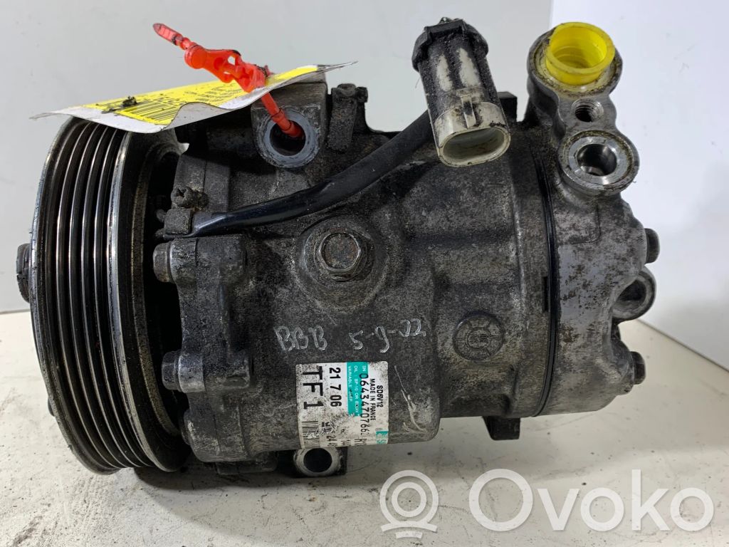 Opel Corsa C Air conditioning (A/C) compressor (pump) 