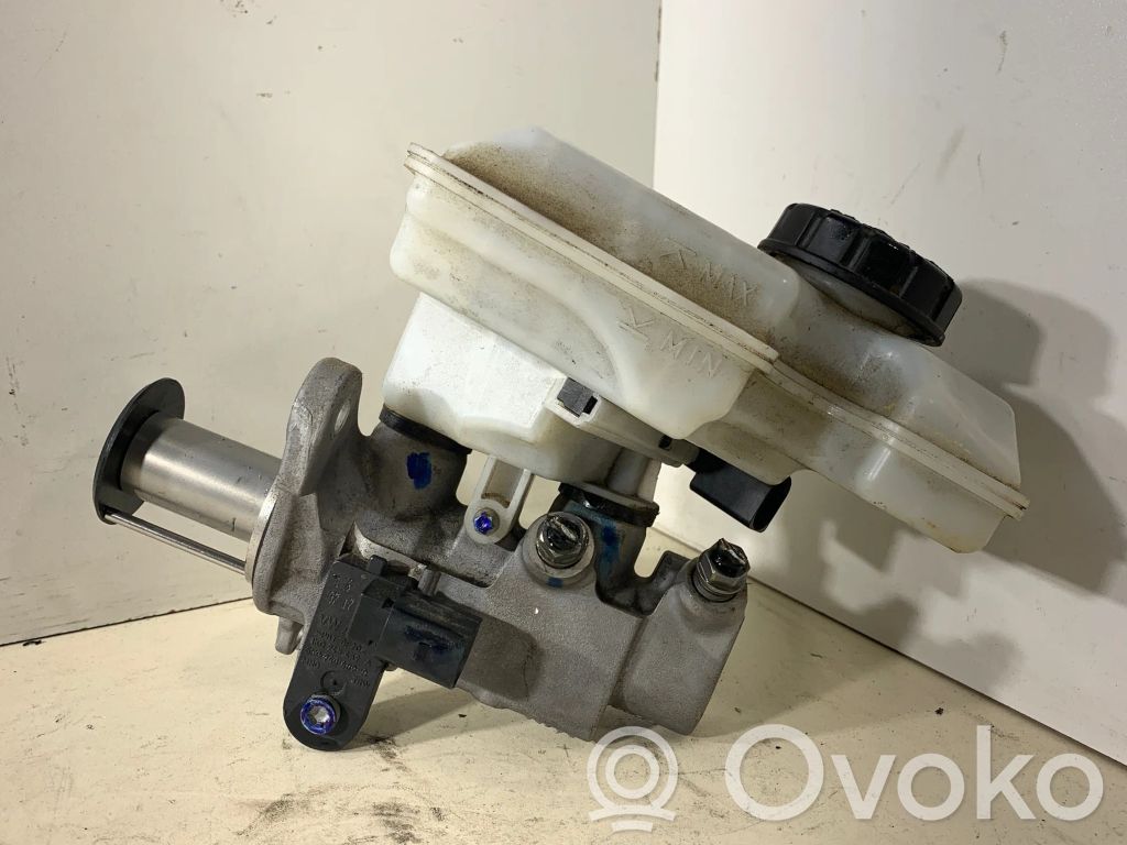 Volkswagen Golf VII Główny cylinder hamulca 