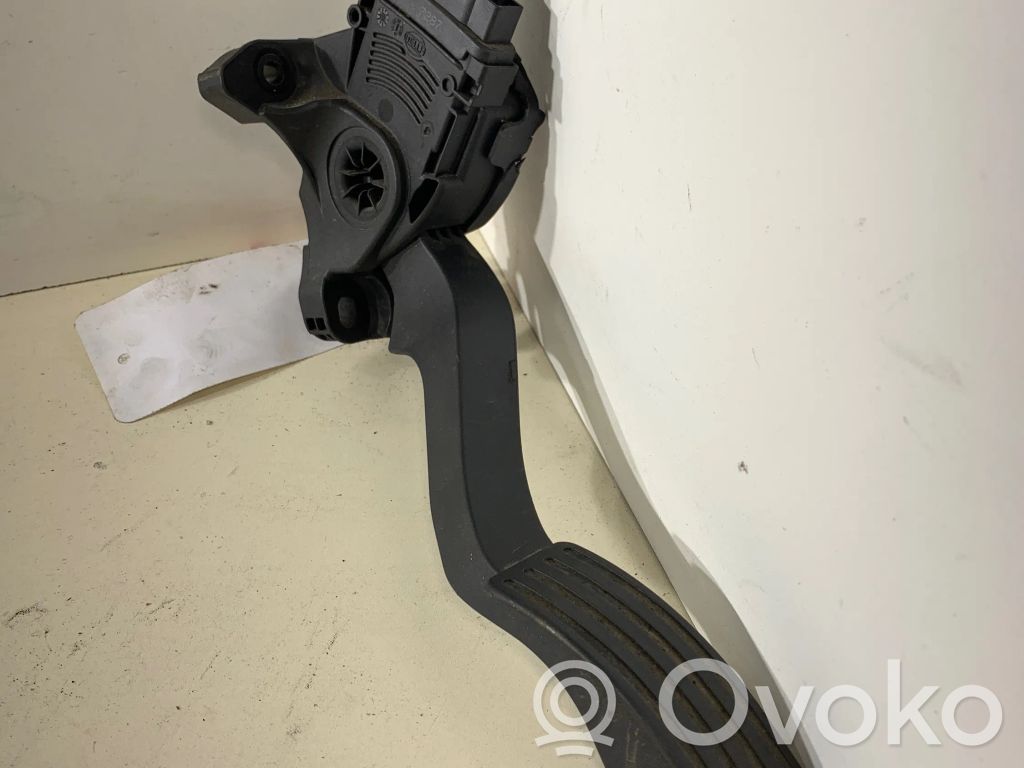 Ford Connect Accelerator throttle pedal 