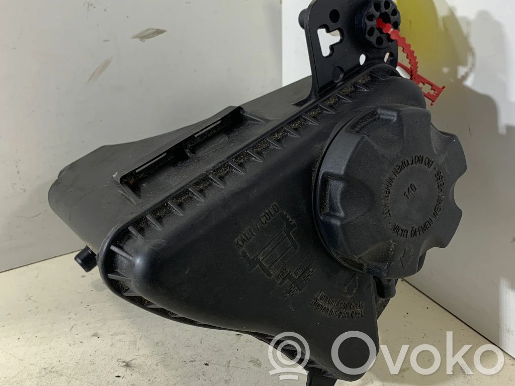 BMW 5 F10 F11 Zbiornik wyrównawczy chłodziwa 