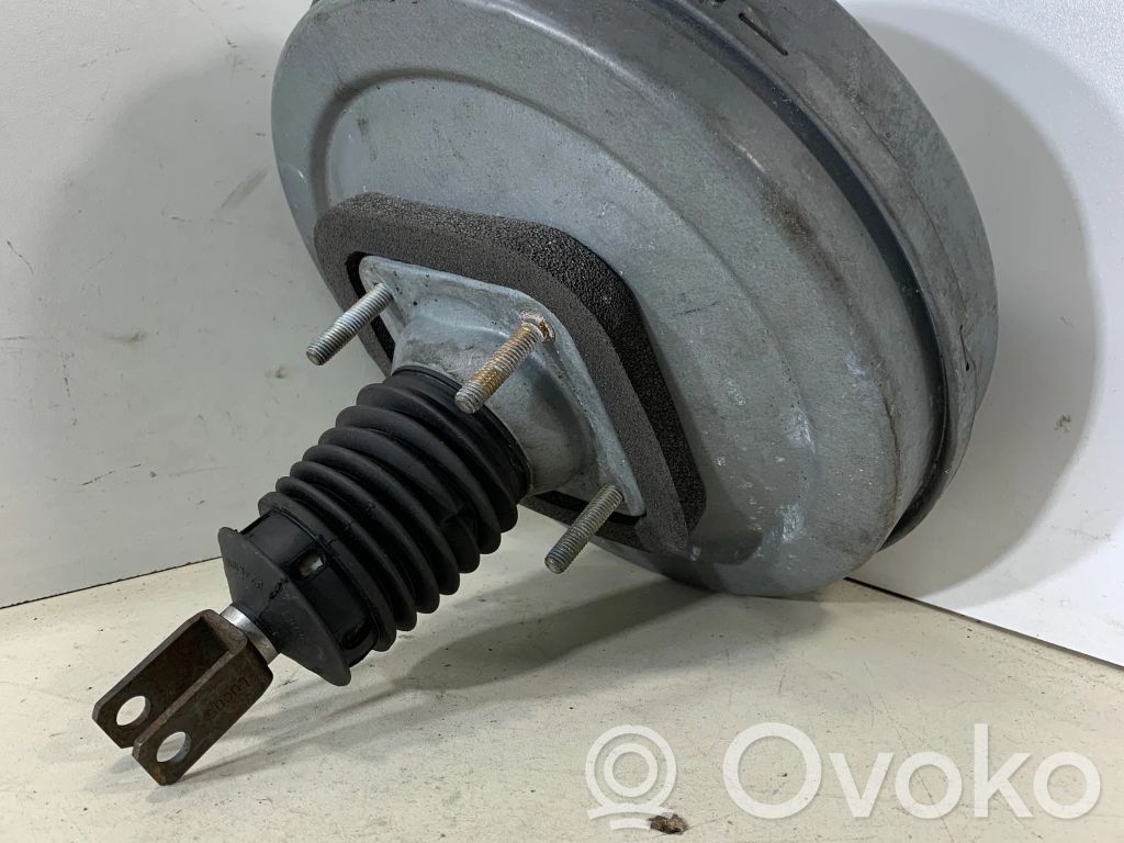 BMW 5 E39 Brake booster 