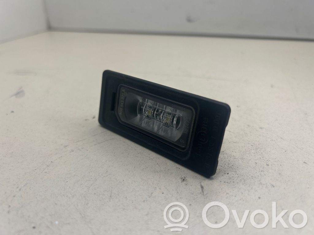 Volkswagen PASSAT CC Éclairage de plaque d'immatriculation 